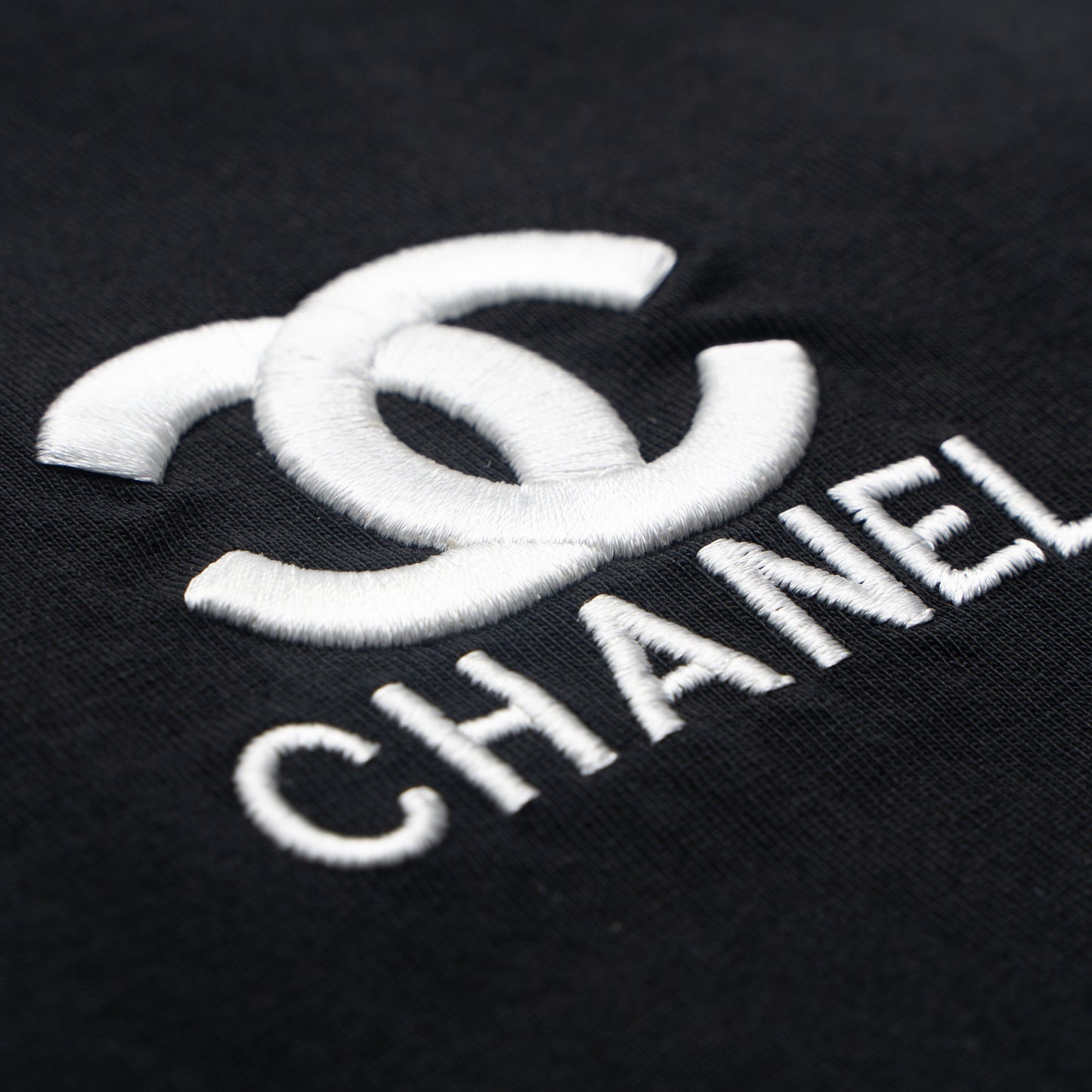 Printed T-Shirt: High-End Fashion Statement-1102