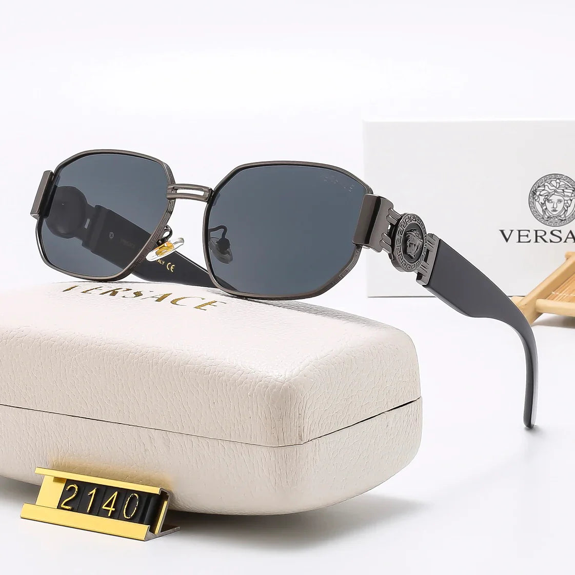 Stylish framed universal sunglasses 2140