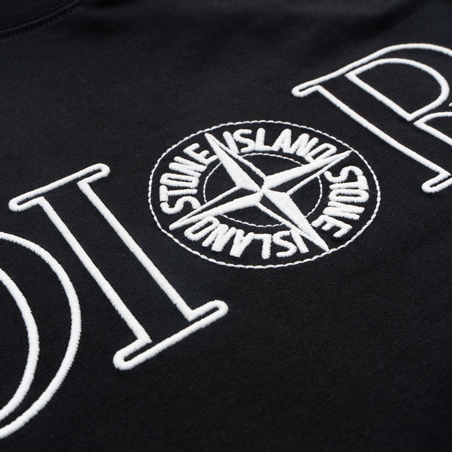 Printed T-Shirt: High-End Fashion Statement-1067