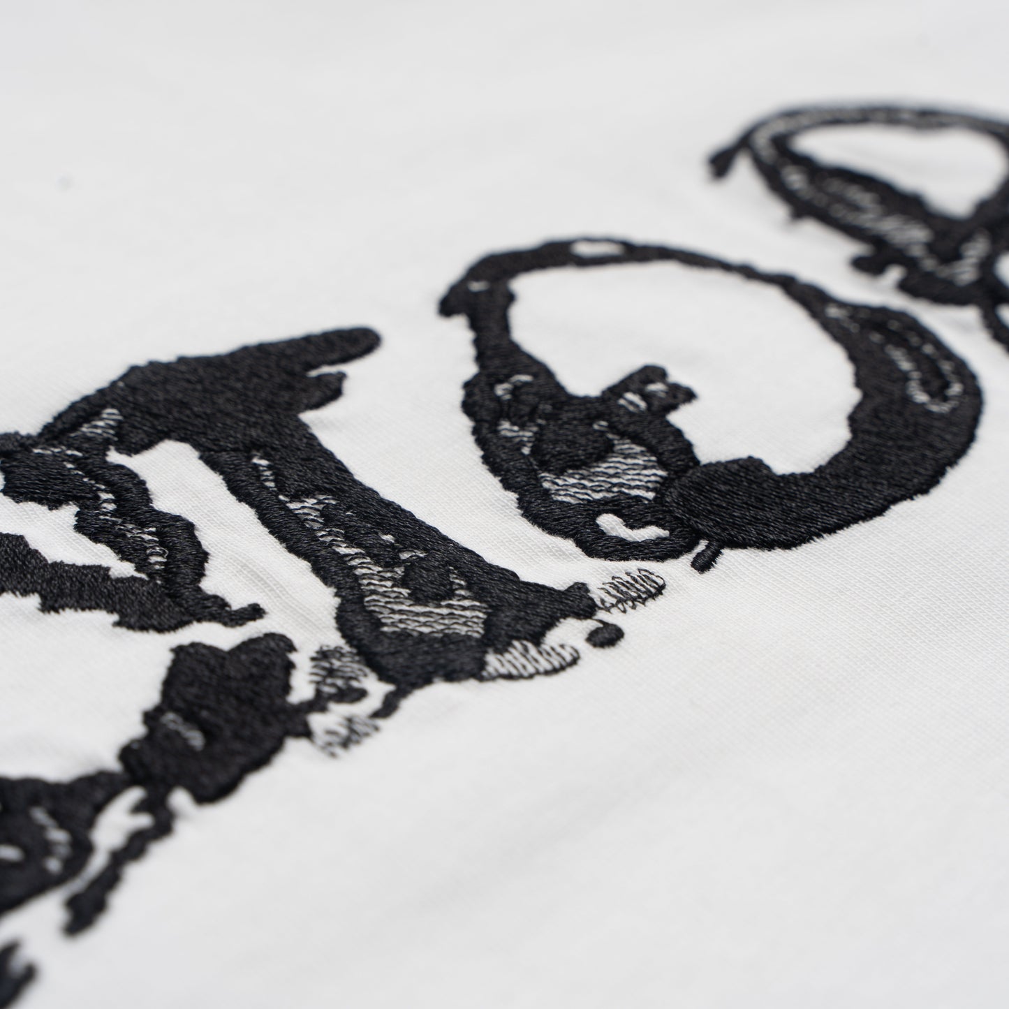 Printed T-Shirt: High-End Fashion Statement-1073