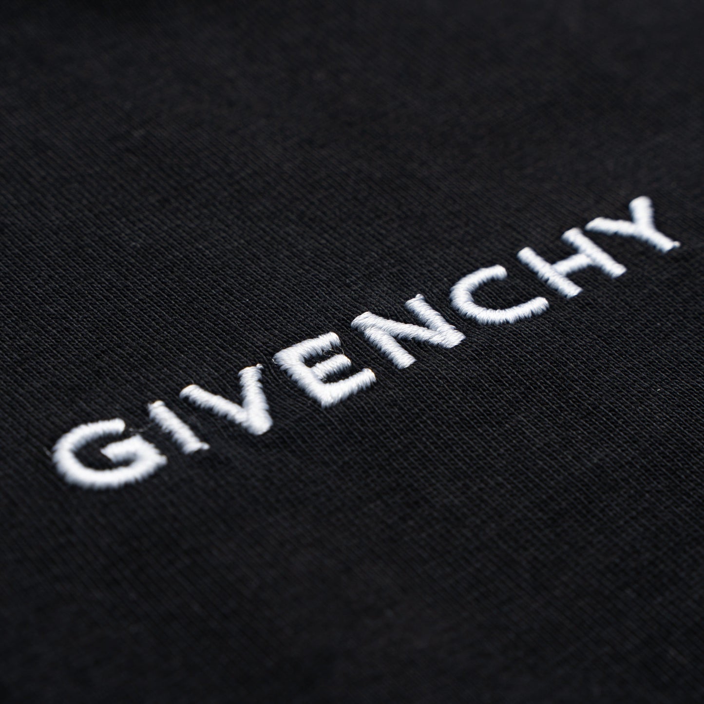 Printed T-Shirt: High-End Fashion Statement-1080