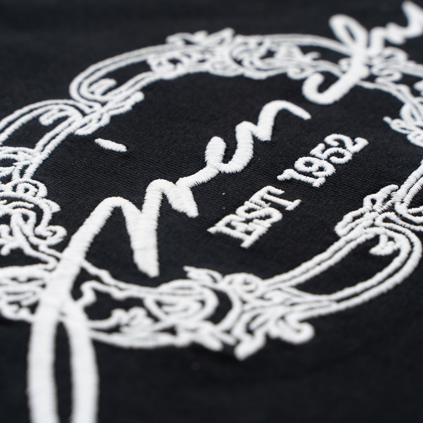 Printed T-Shirt: High-End Fashion Statement-1083