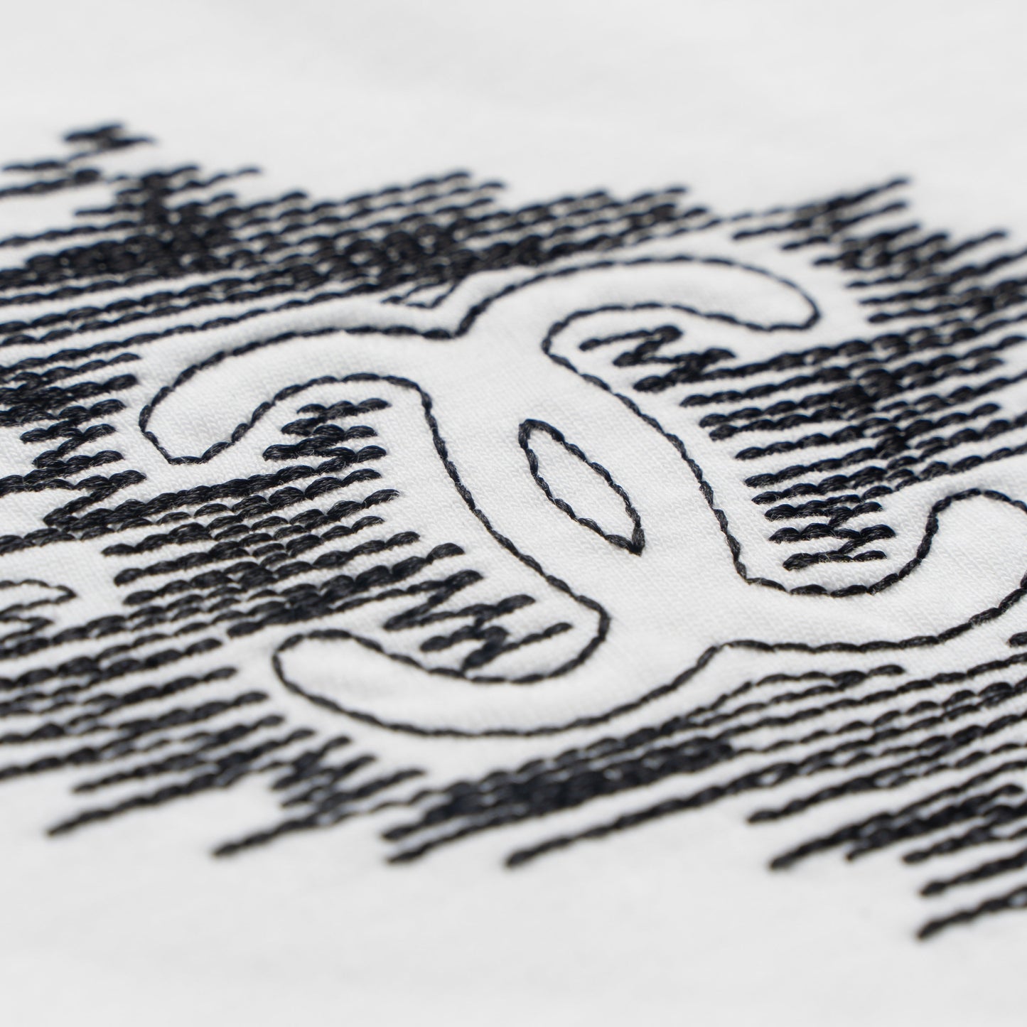 Printed T-Shirt: High-End Fashion Statement-1097