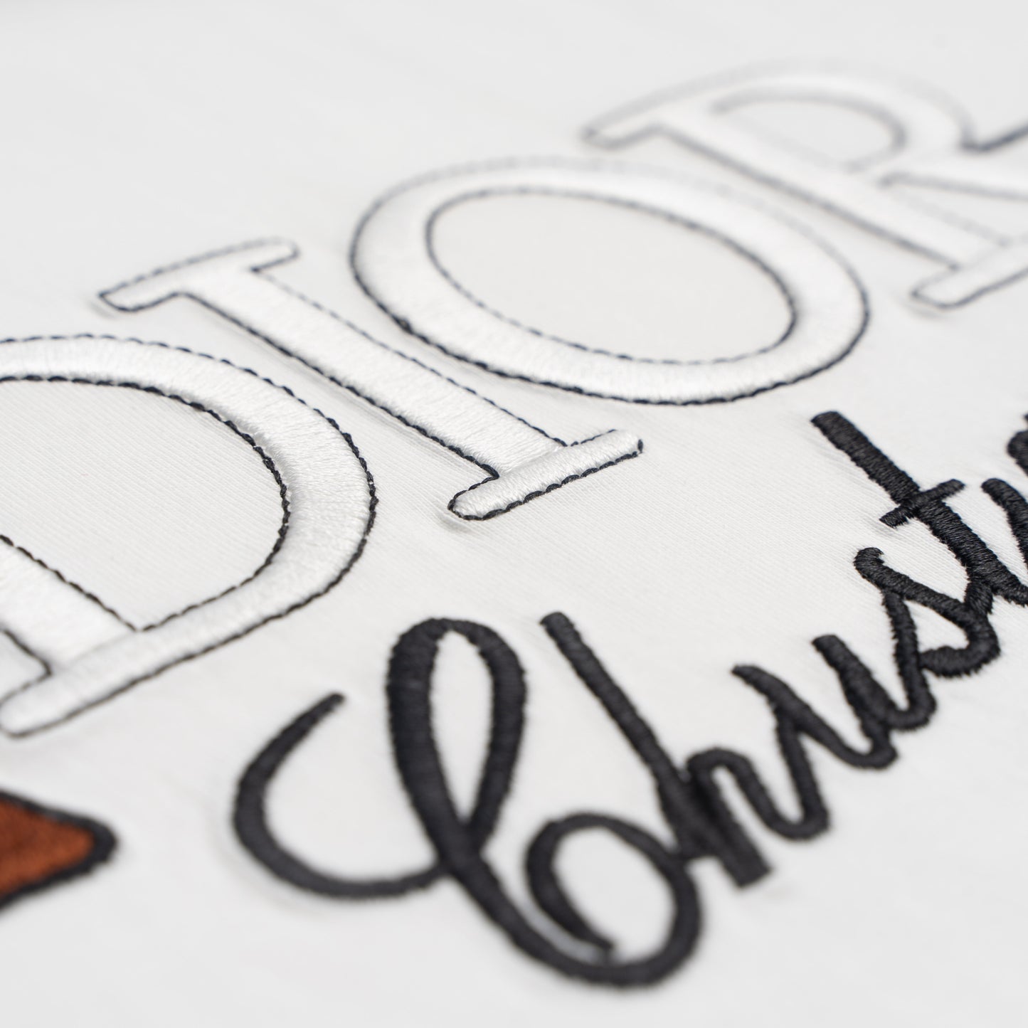 Printed T-Shirt: High-End Fashion Statement-1180