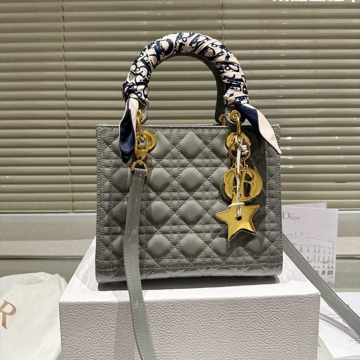 New Collection Bags For Woman