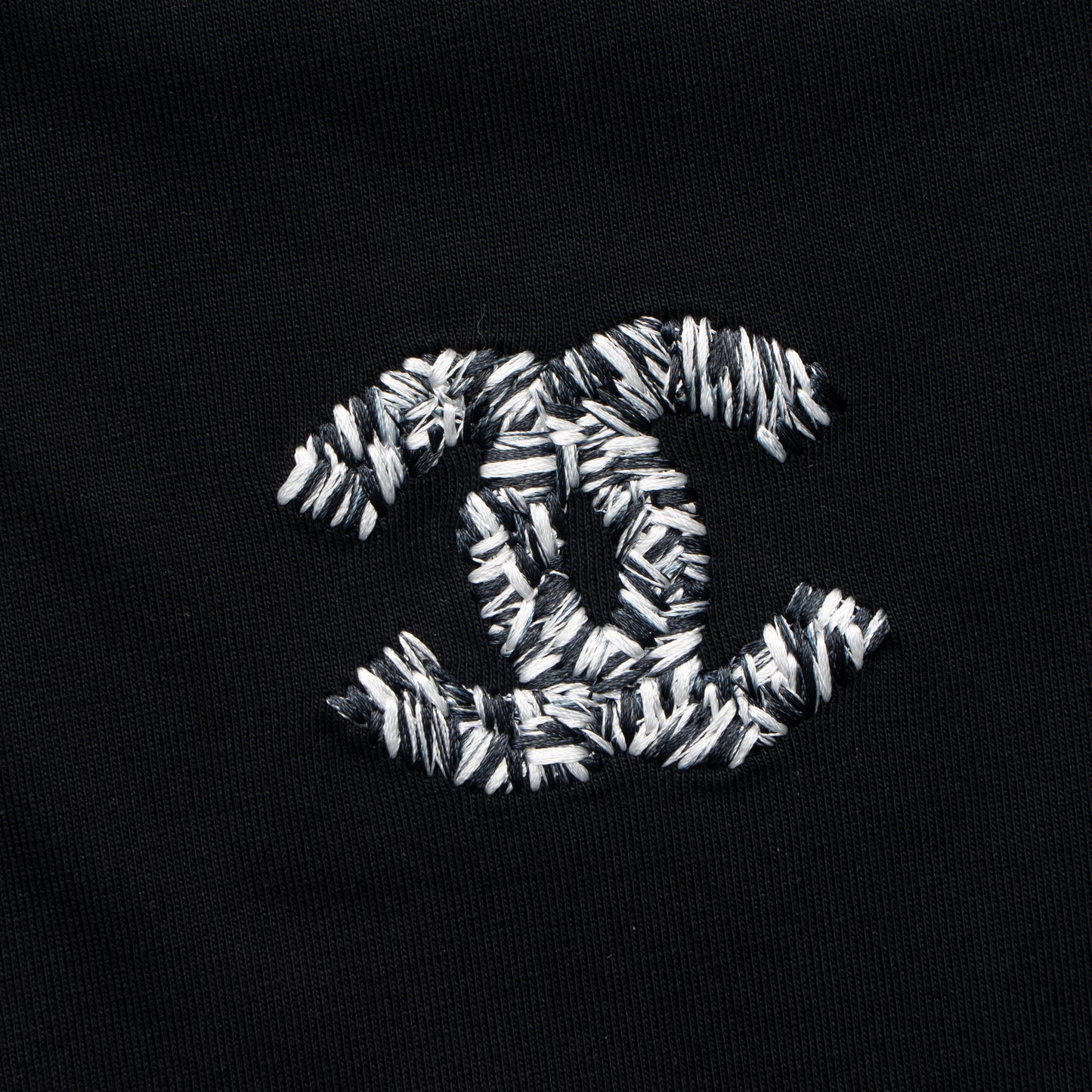 Printed T-Shirt: High-End Fashion Statement-1101