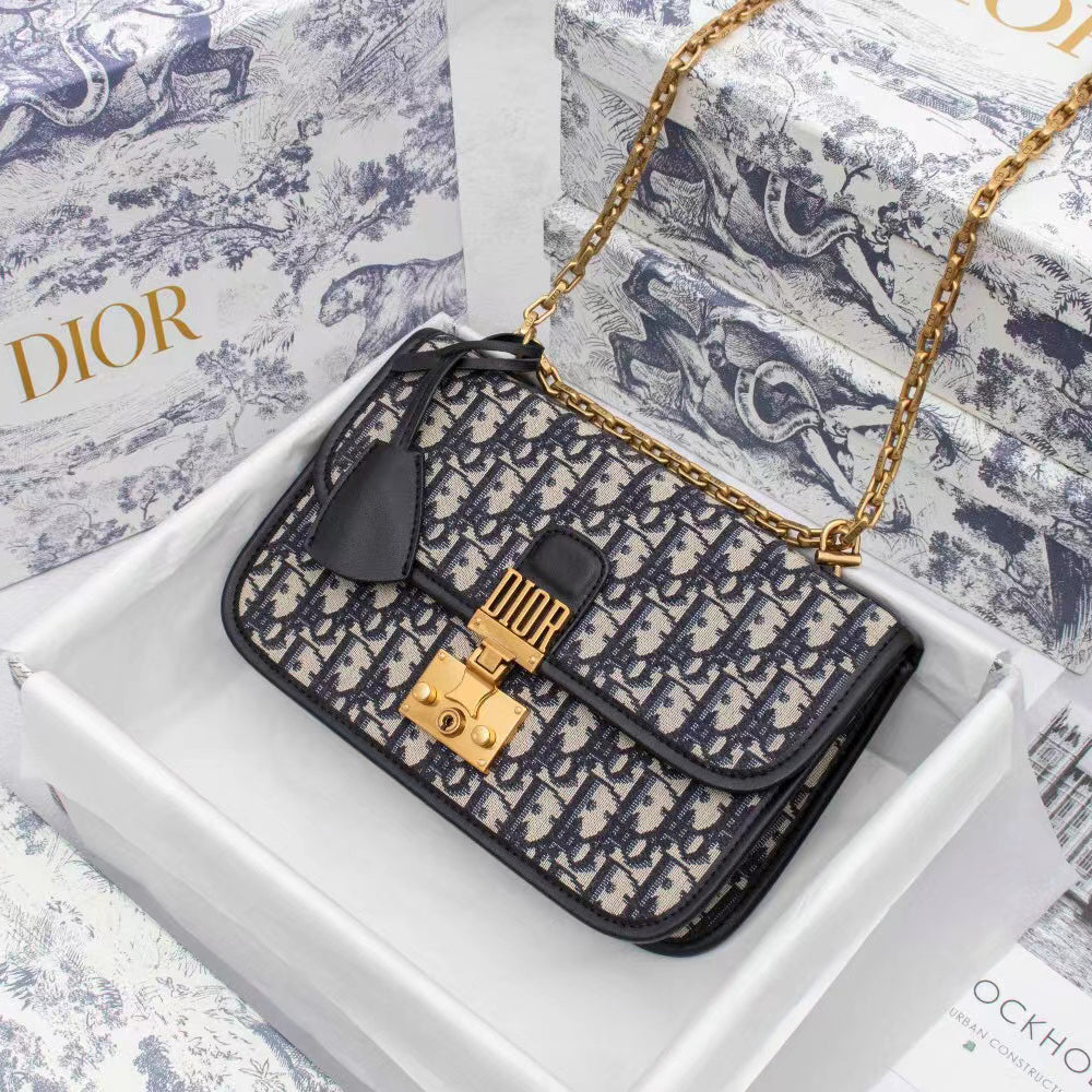 New Collection Bags For Woman