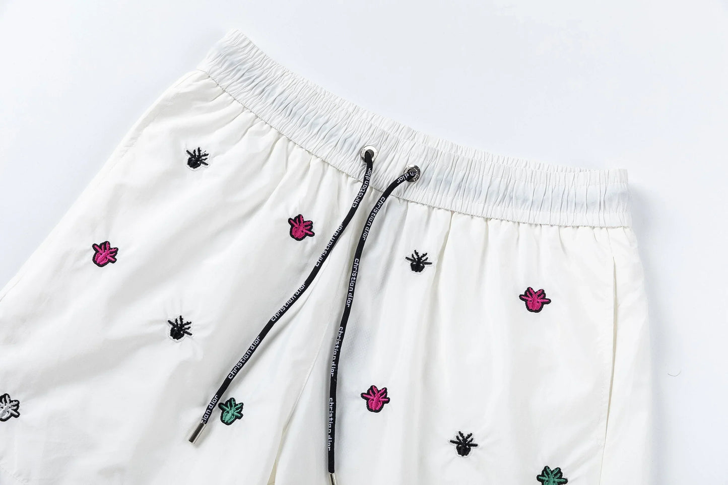 250313 New high quality dark print shorts