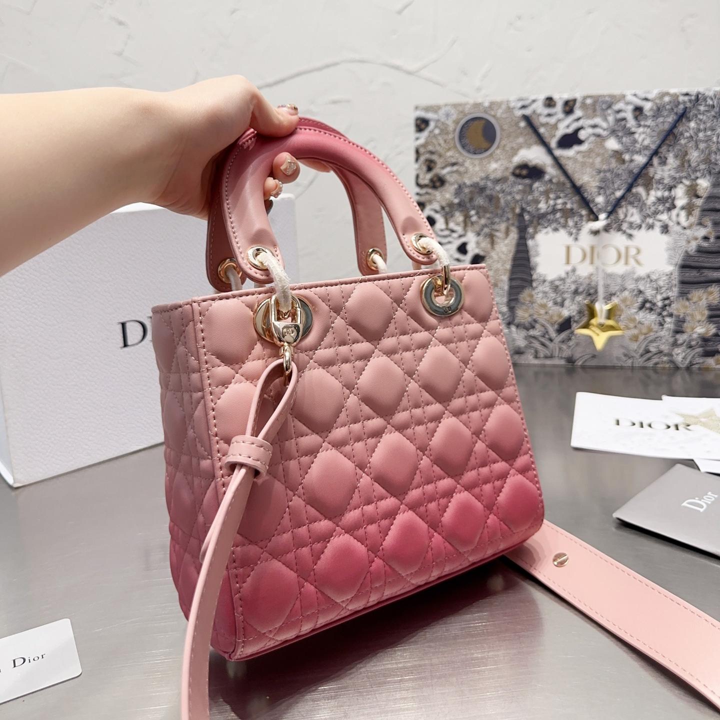 New Collection Bags For Woman