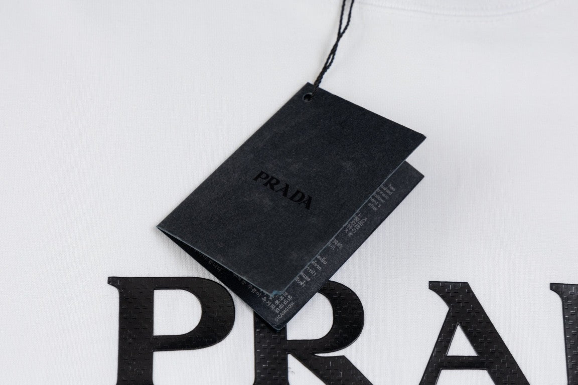 Printed T-Shirt: High-End Fashion Statement-1283