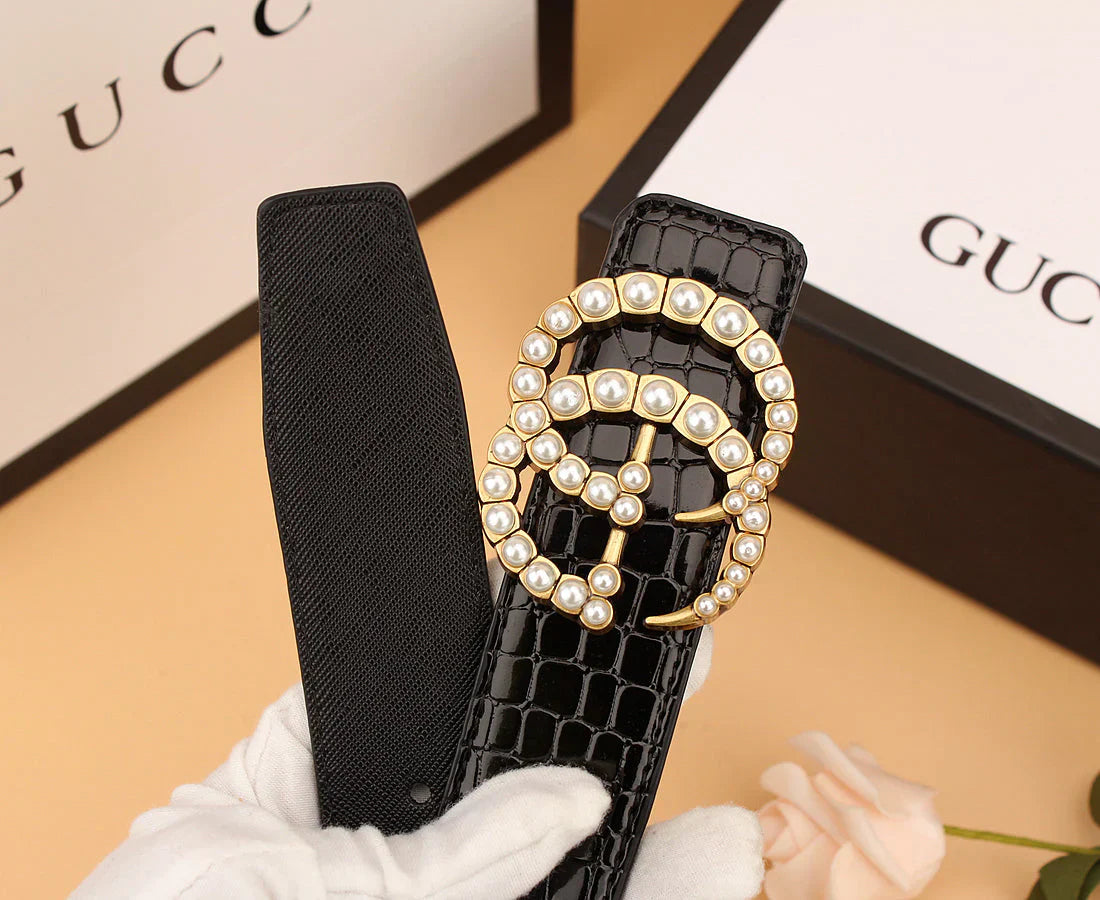 2 styles of   double G pearl belt
