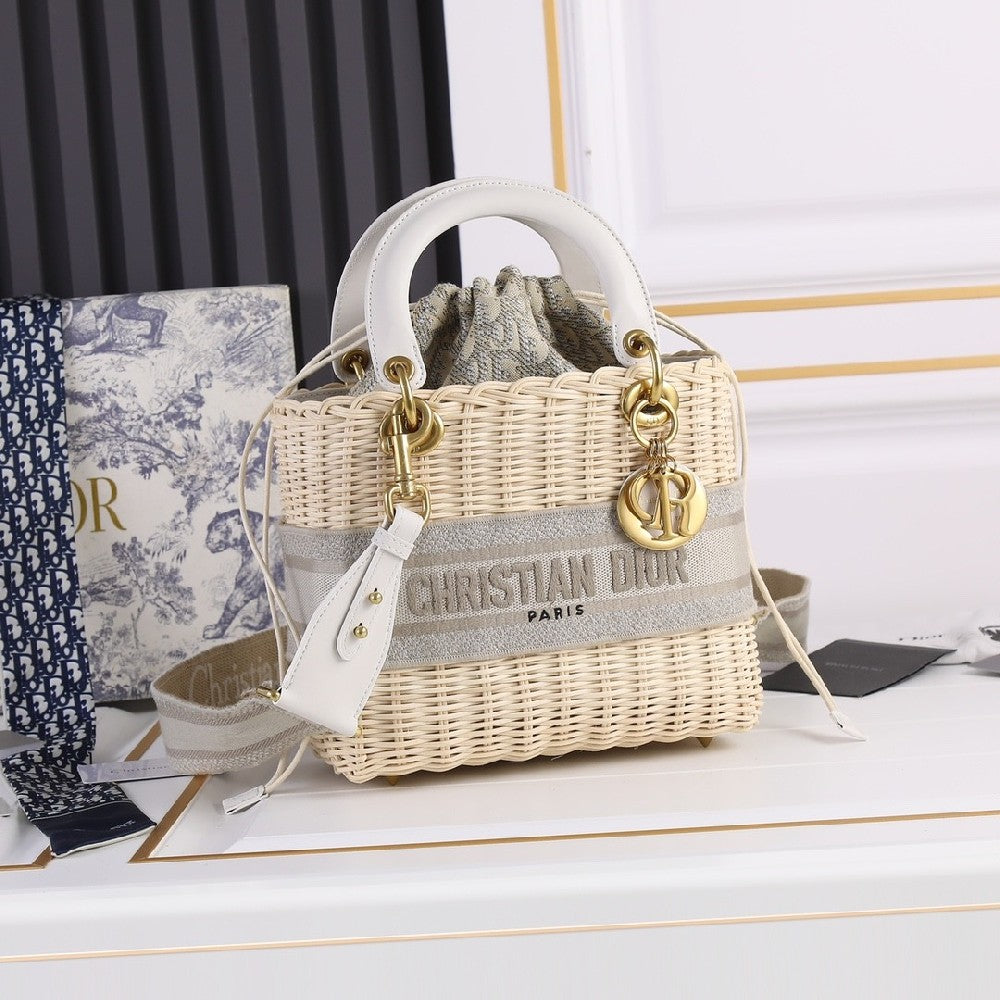 New Collection Bags For Woman