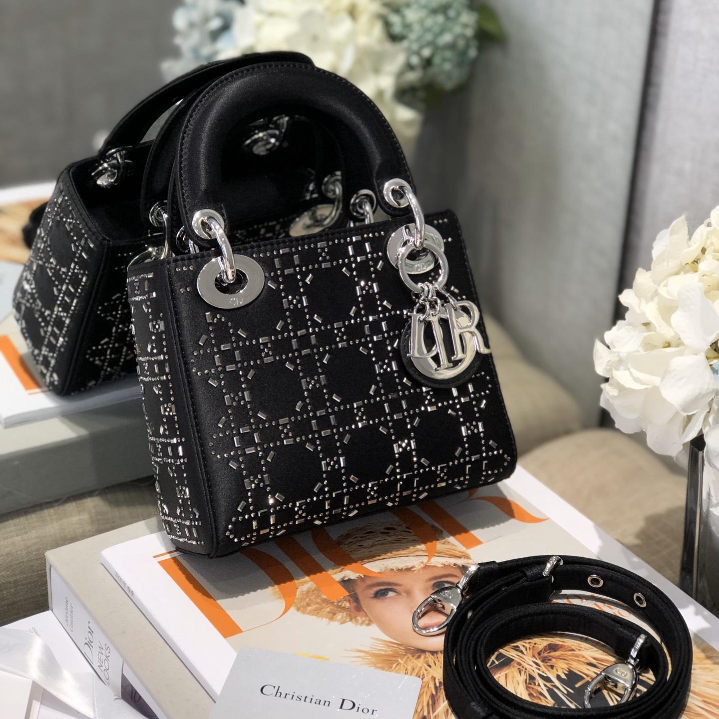 New Collection Bags For Woman