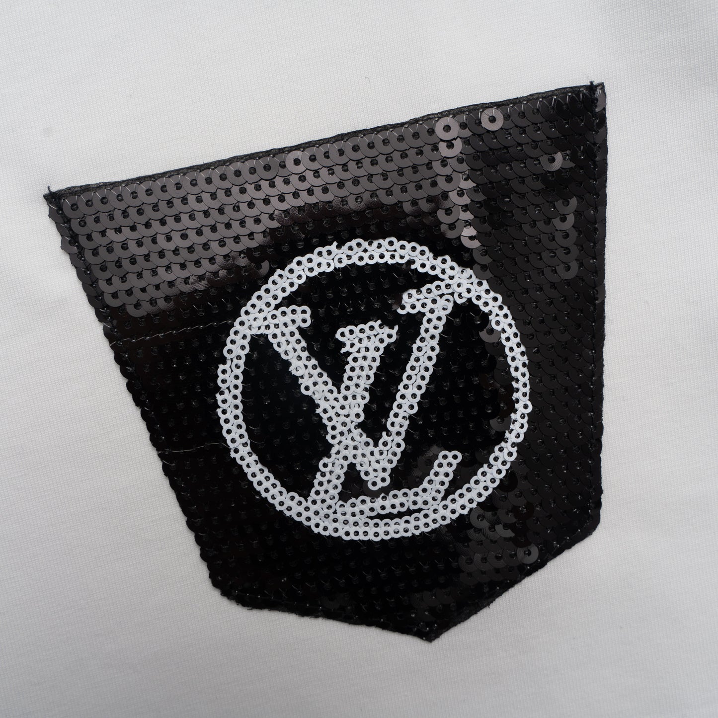 Printed T-Shirt: High-End Fashion Statement-1028