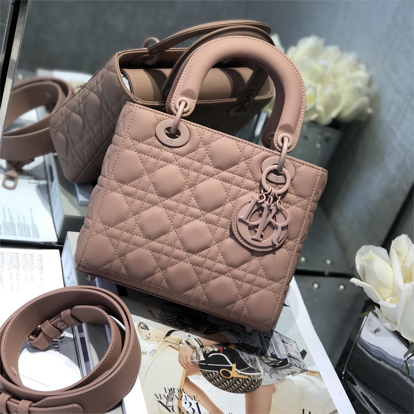 New Collection Bags For Woman