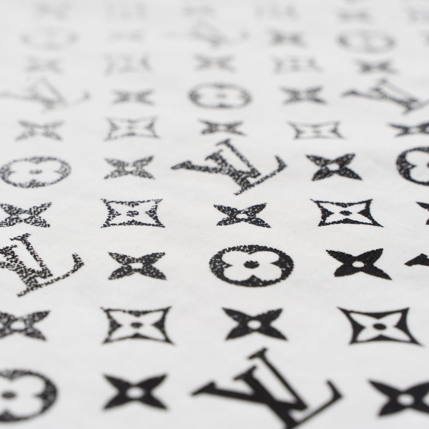 Printed T-Shirt: High-End Fashion Statement-1036