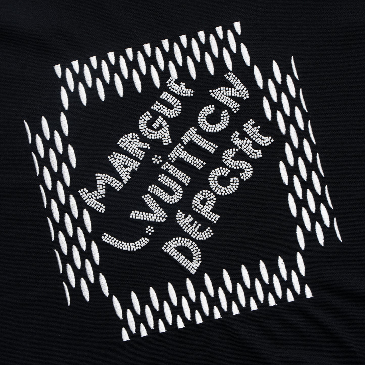 Printed T-Shirt: High-End Fashion Statement-1042