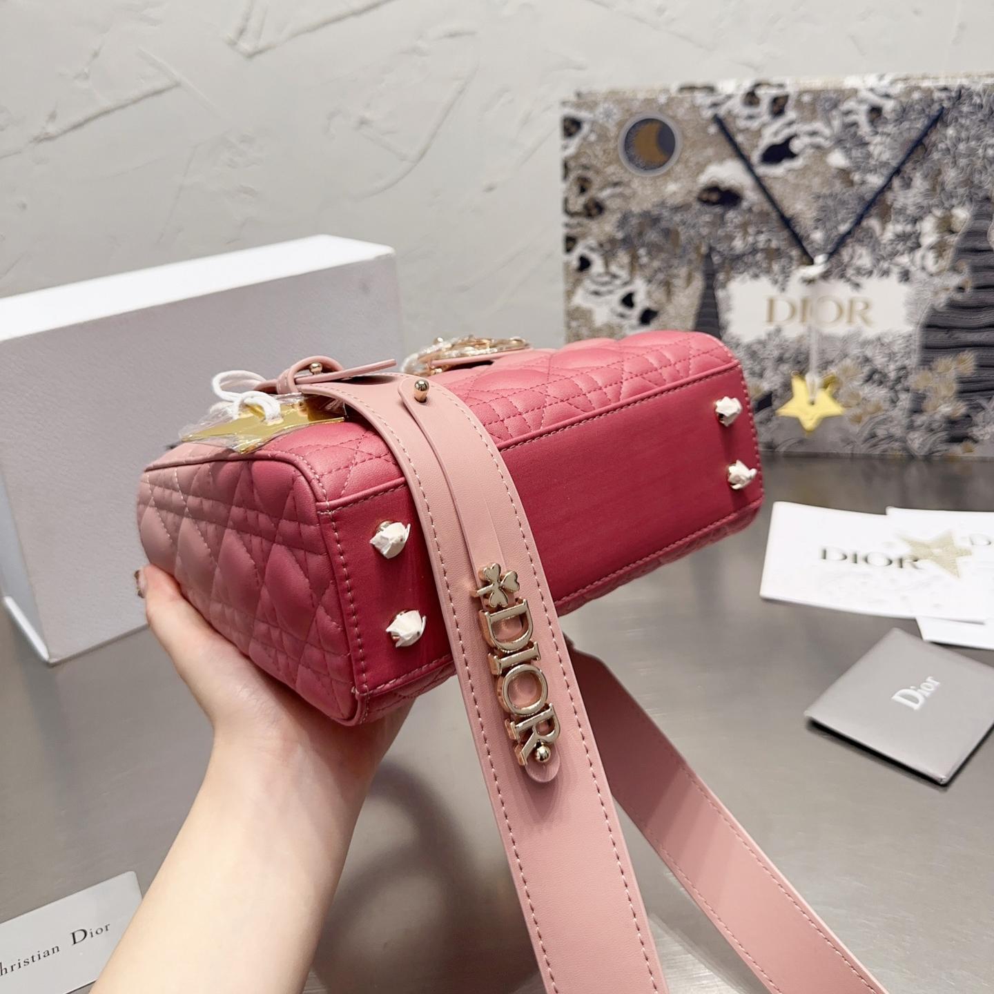 New Collection Bags For Woman