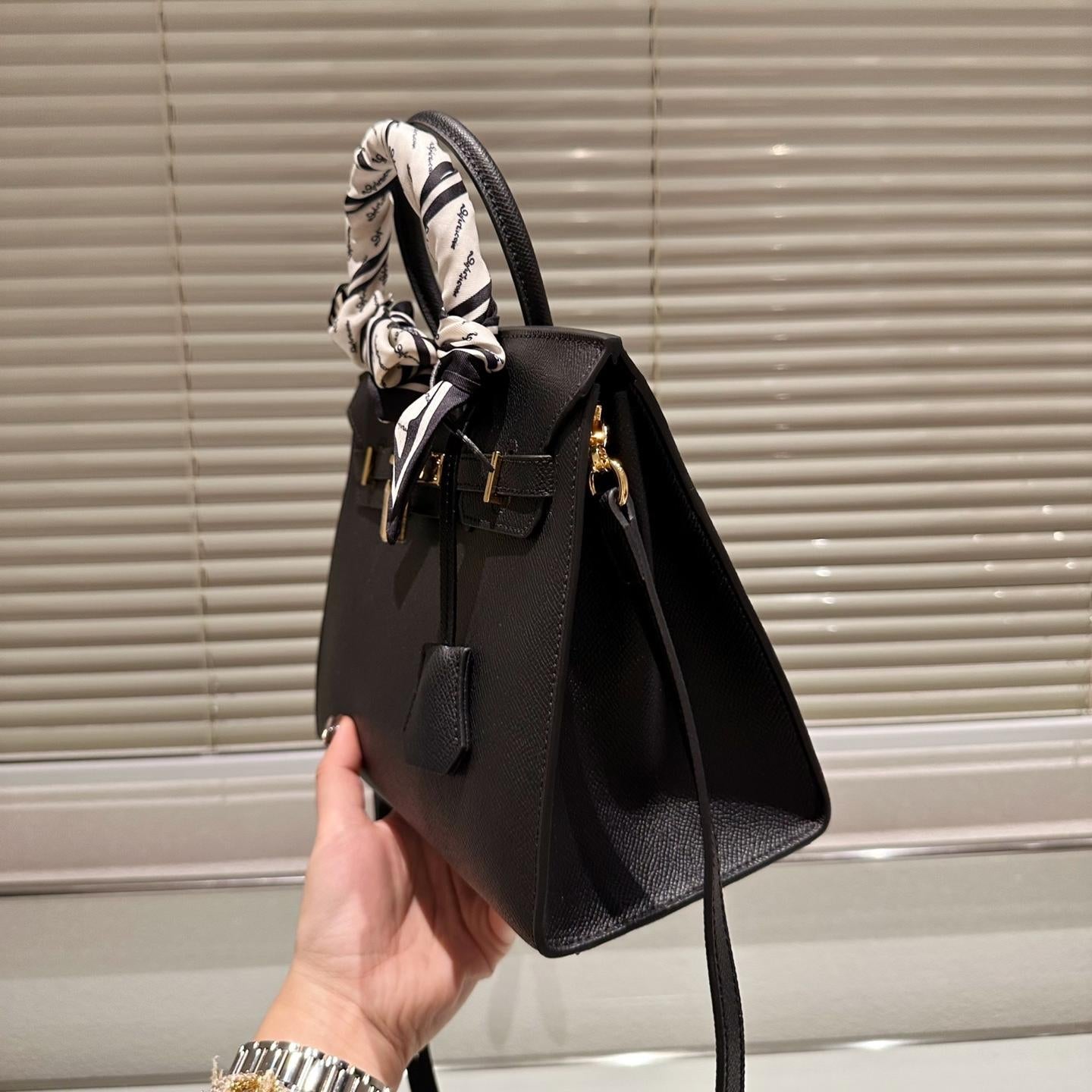 New Collection Bags For Woman