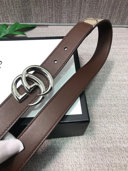 Imported top-grain cowhide belt with tail surface, lined with top-grain calfskin bottom, width 3.0cm