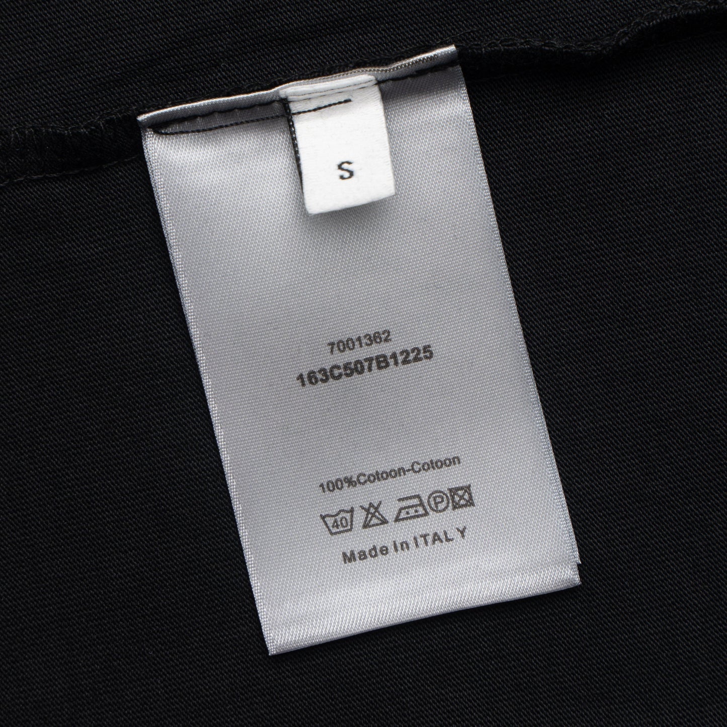 Printed T-Shirt: High-End Fashion Statement-1068