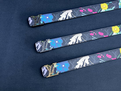 3 Colors four-leaf clover graffiti carved belt