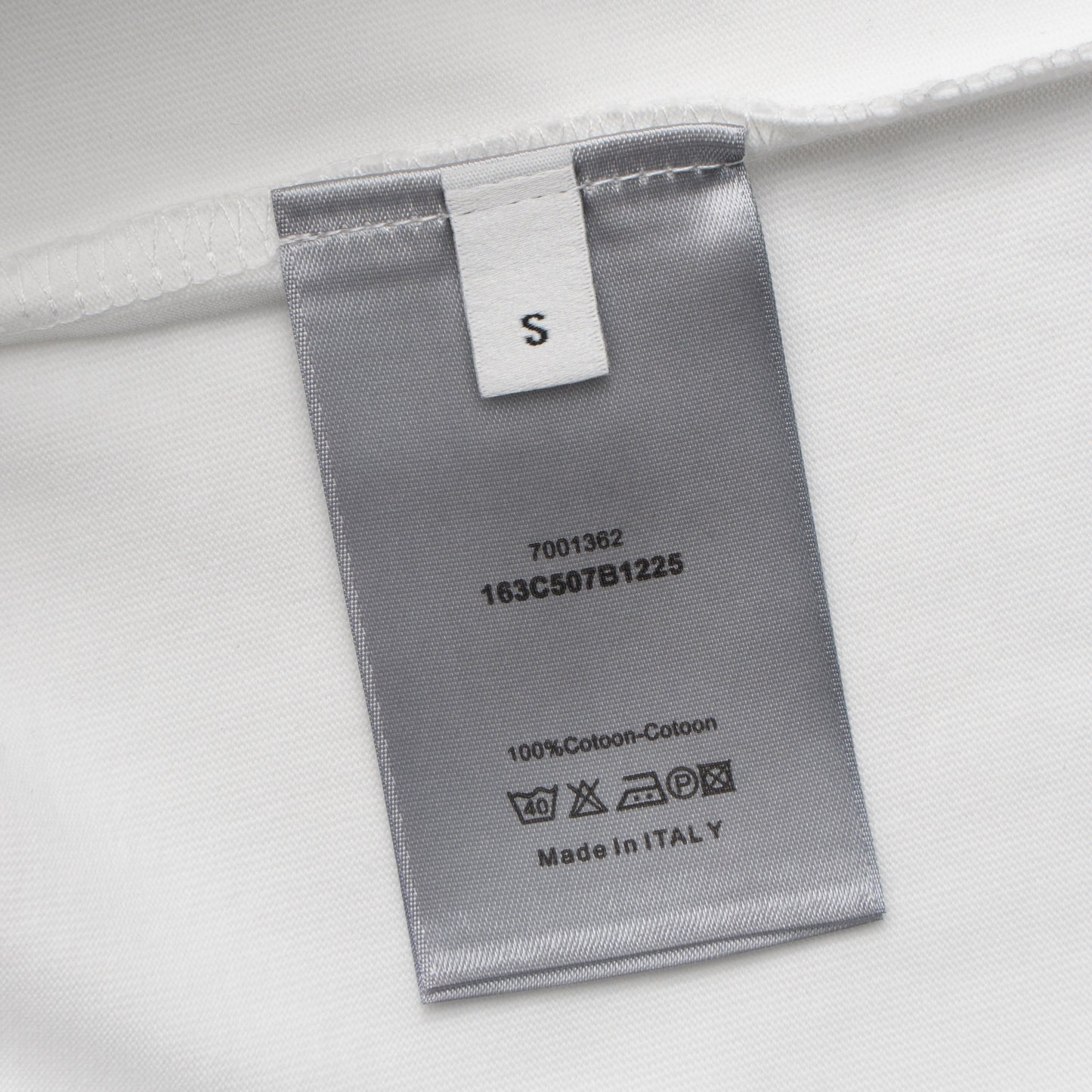 Printed T-Shirt: High-End Fashion Statement-1070