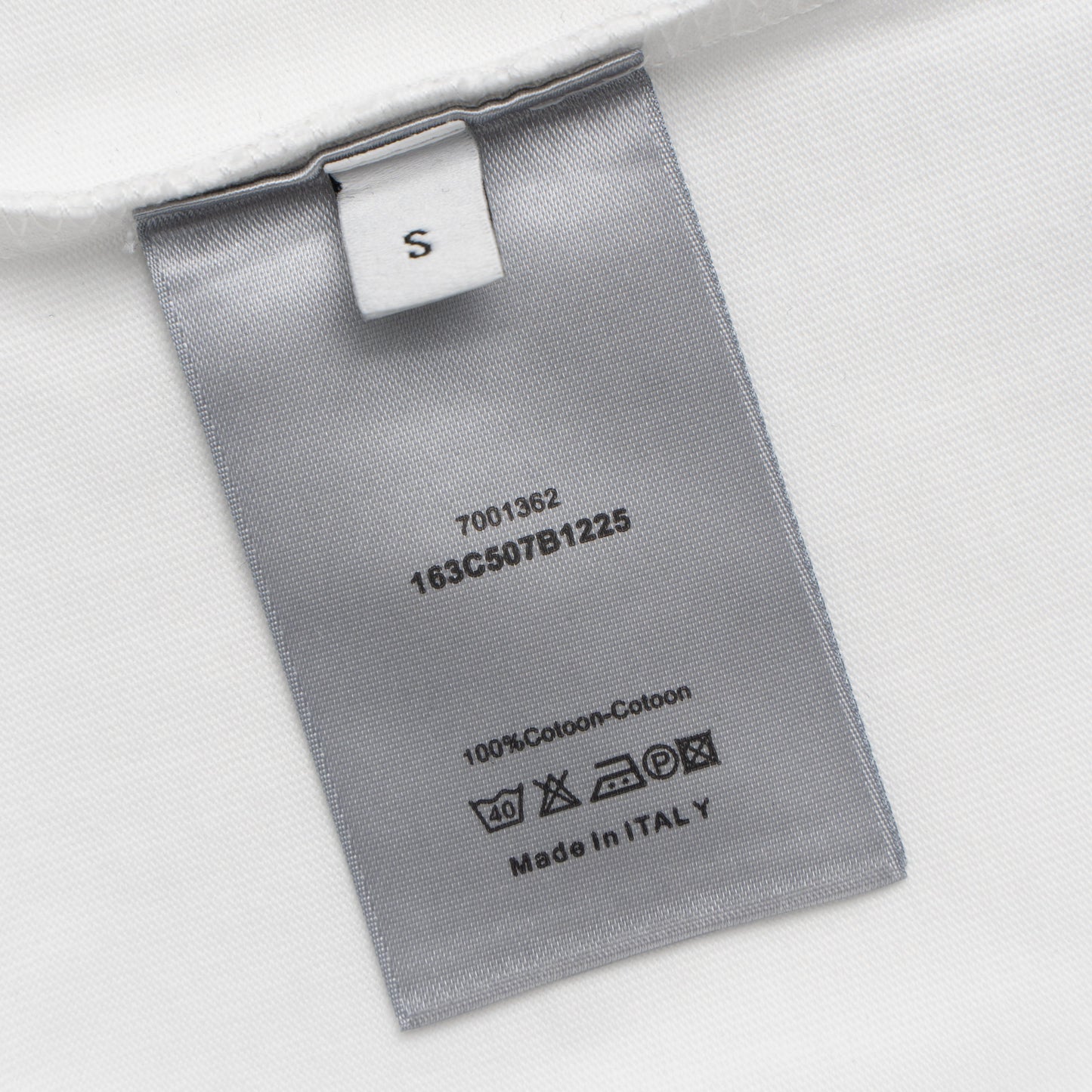 Printed T-Shirt: High-End Fashion Statement-1072