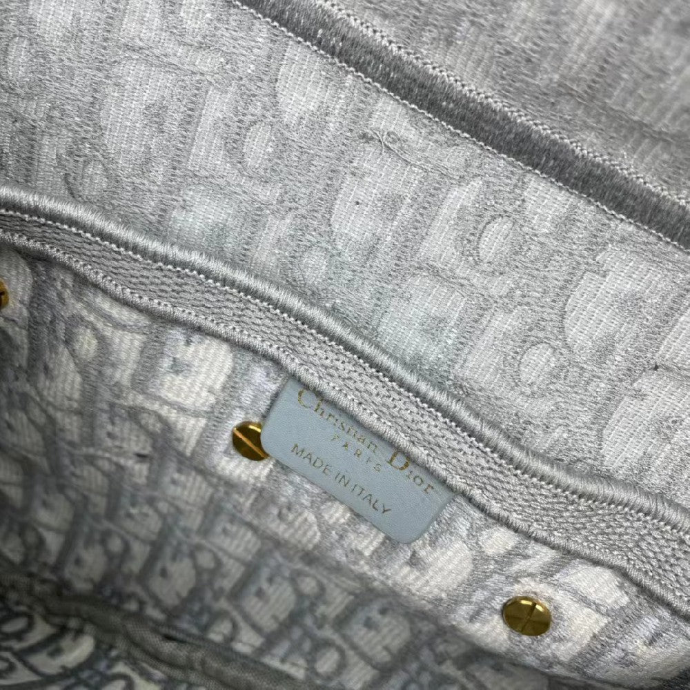 New Collection Bags For Woman