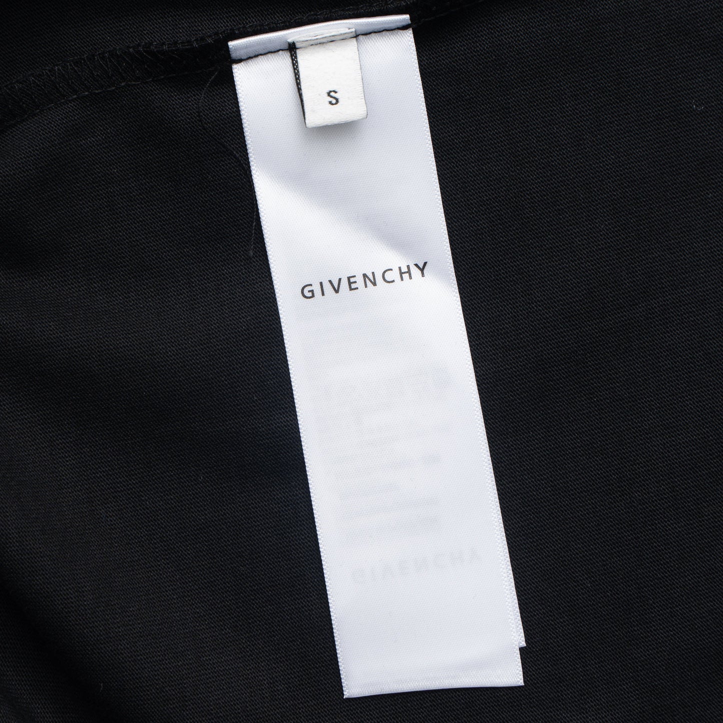 Printed T-Shirt: High-End Fashion Statement-1080