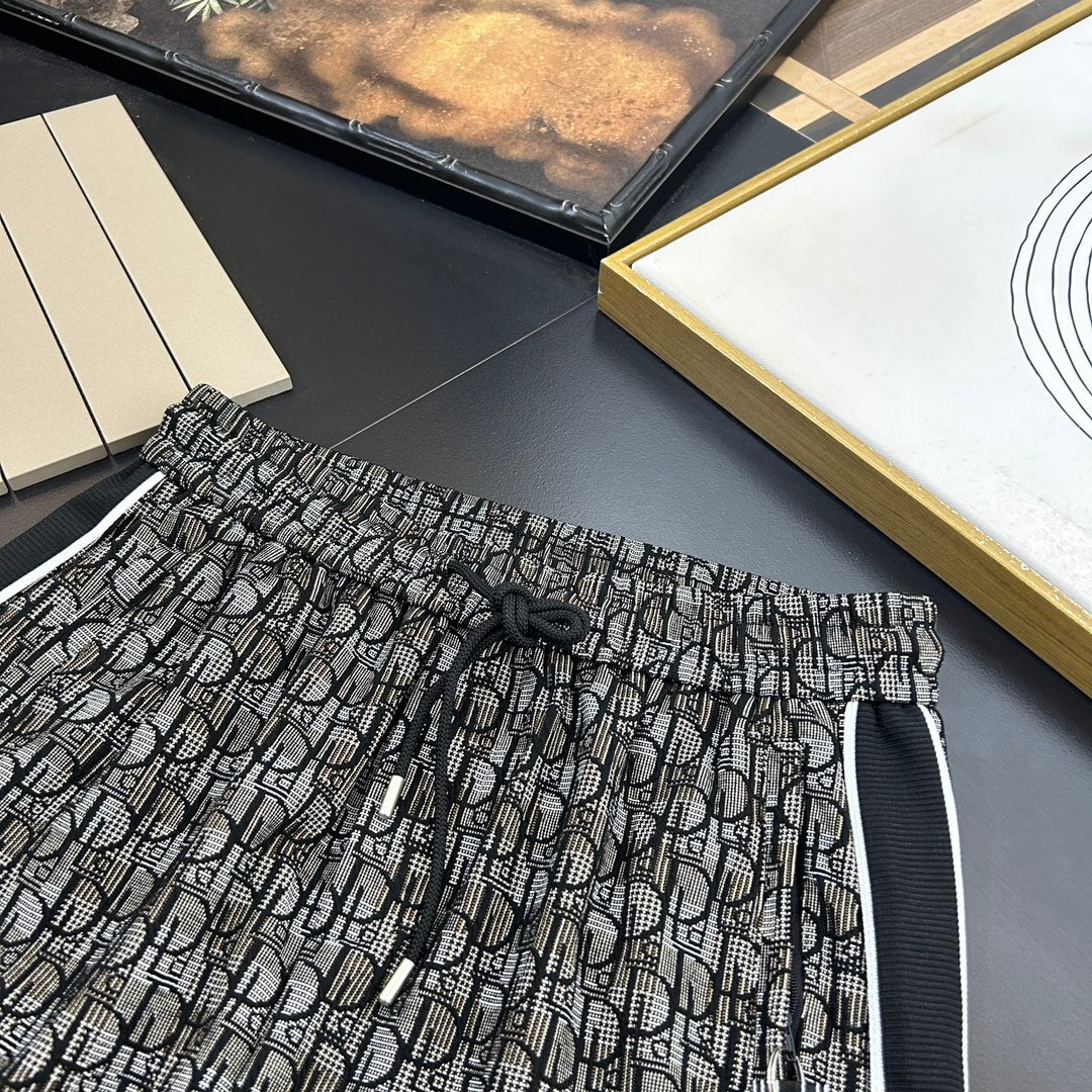 0808 Classic comfort print shorts