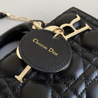 New Collection Bags For Woman