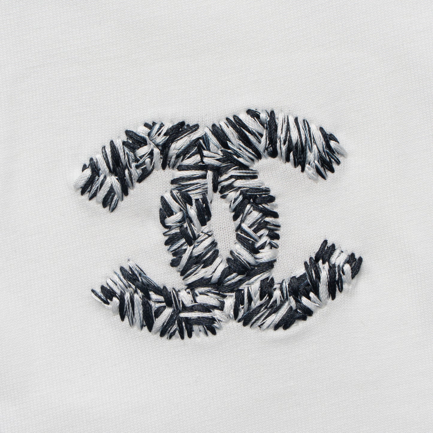 Printed T-Shirt: High-End Fashion Statement-1095