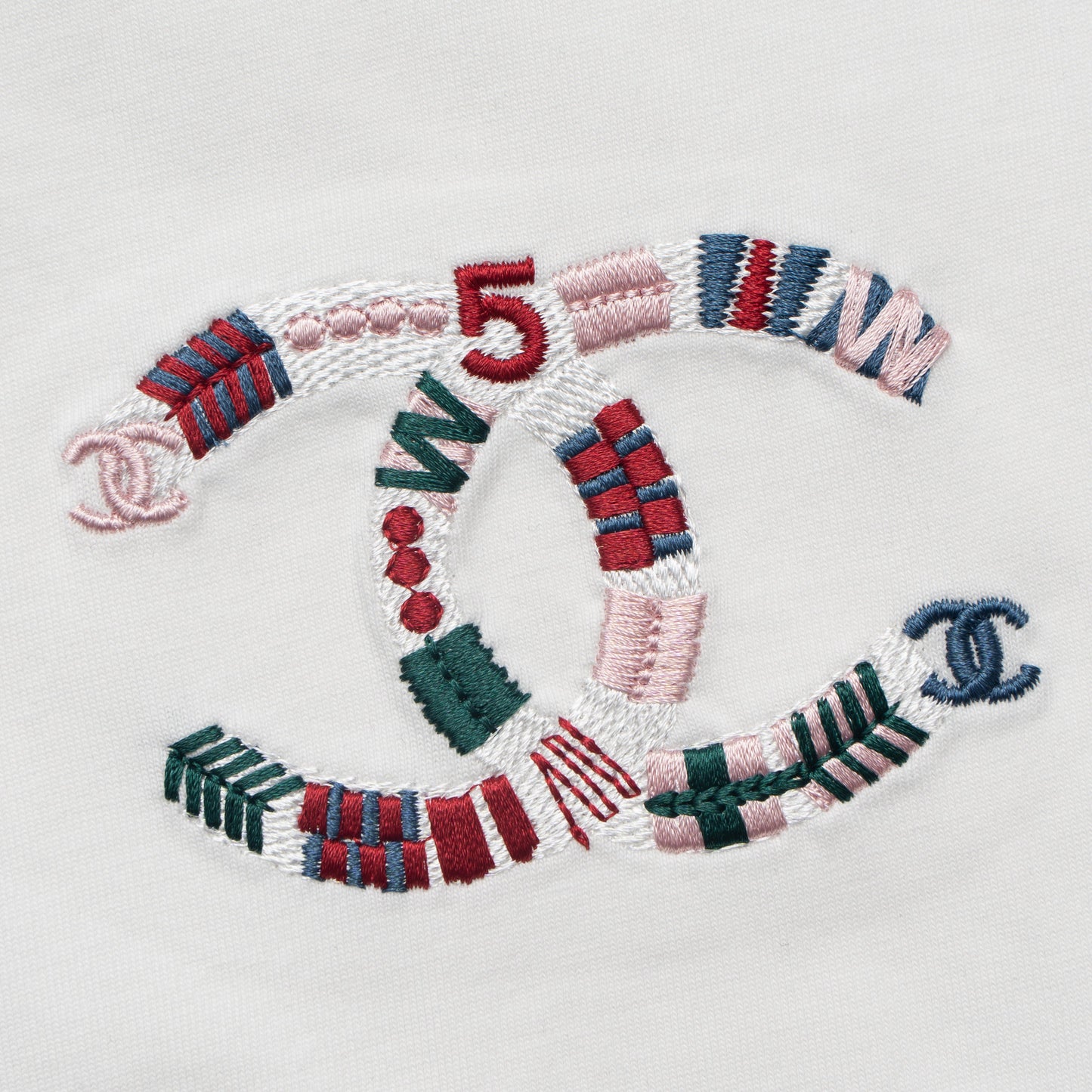 Printed T-Shirt: High-End Fashion Statement-1096