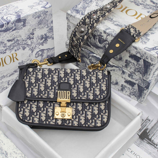 New Collection Bags For Woman