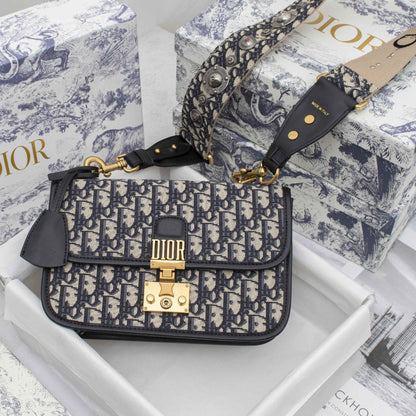 New Collection Bags For Woman