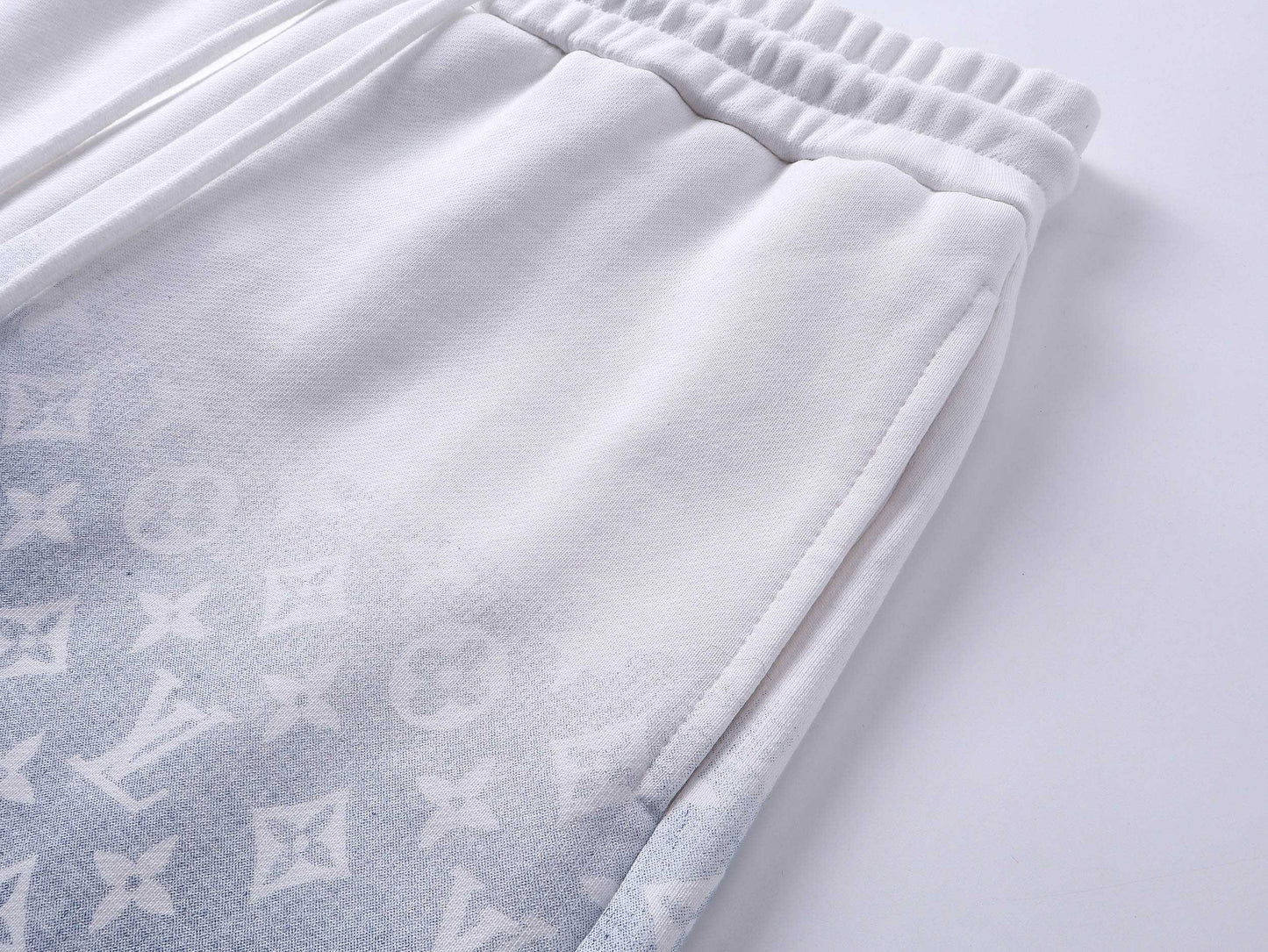 0205 High quality classic full print gradient shorts