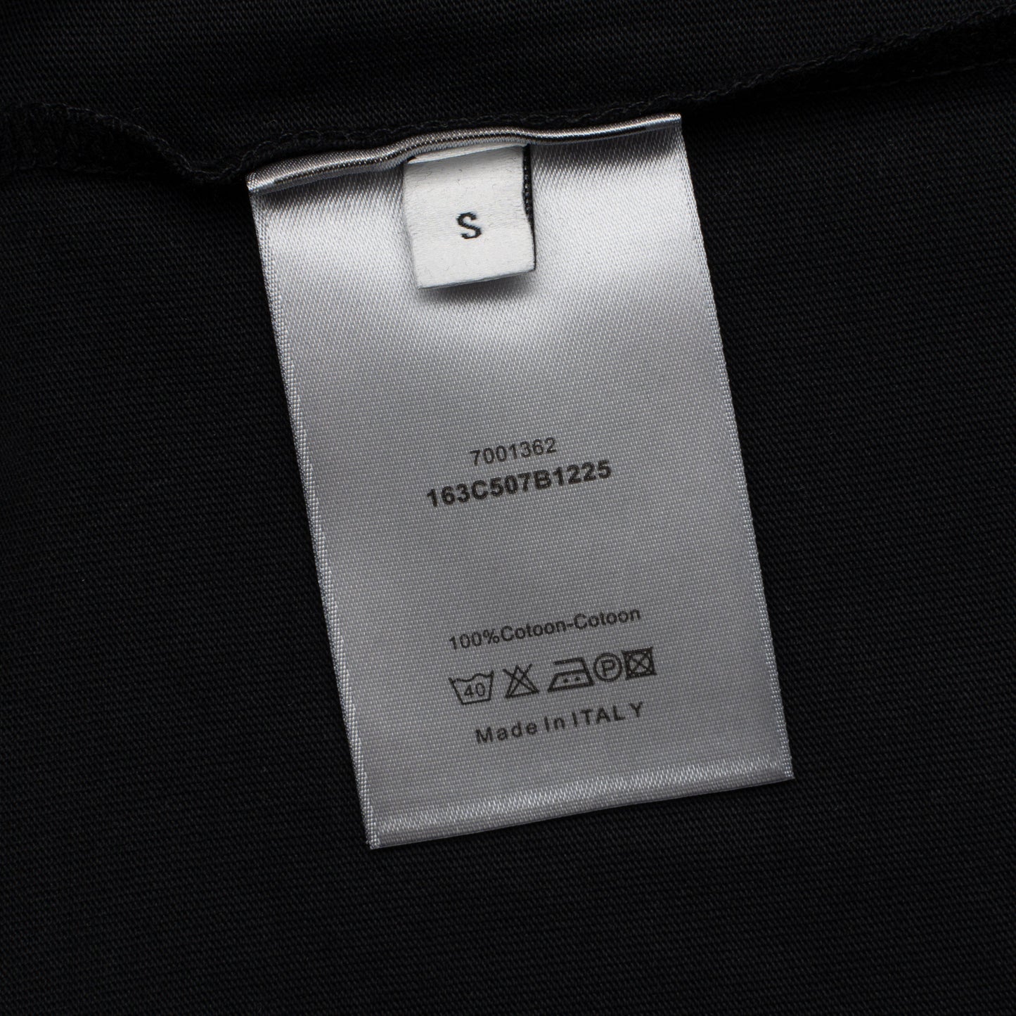 Printed T-Shirt: High-End Fashion Statement-1122