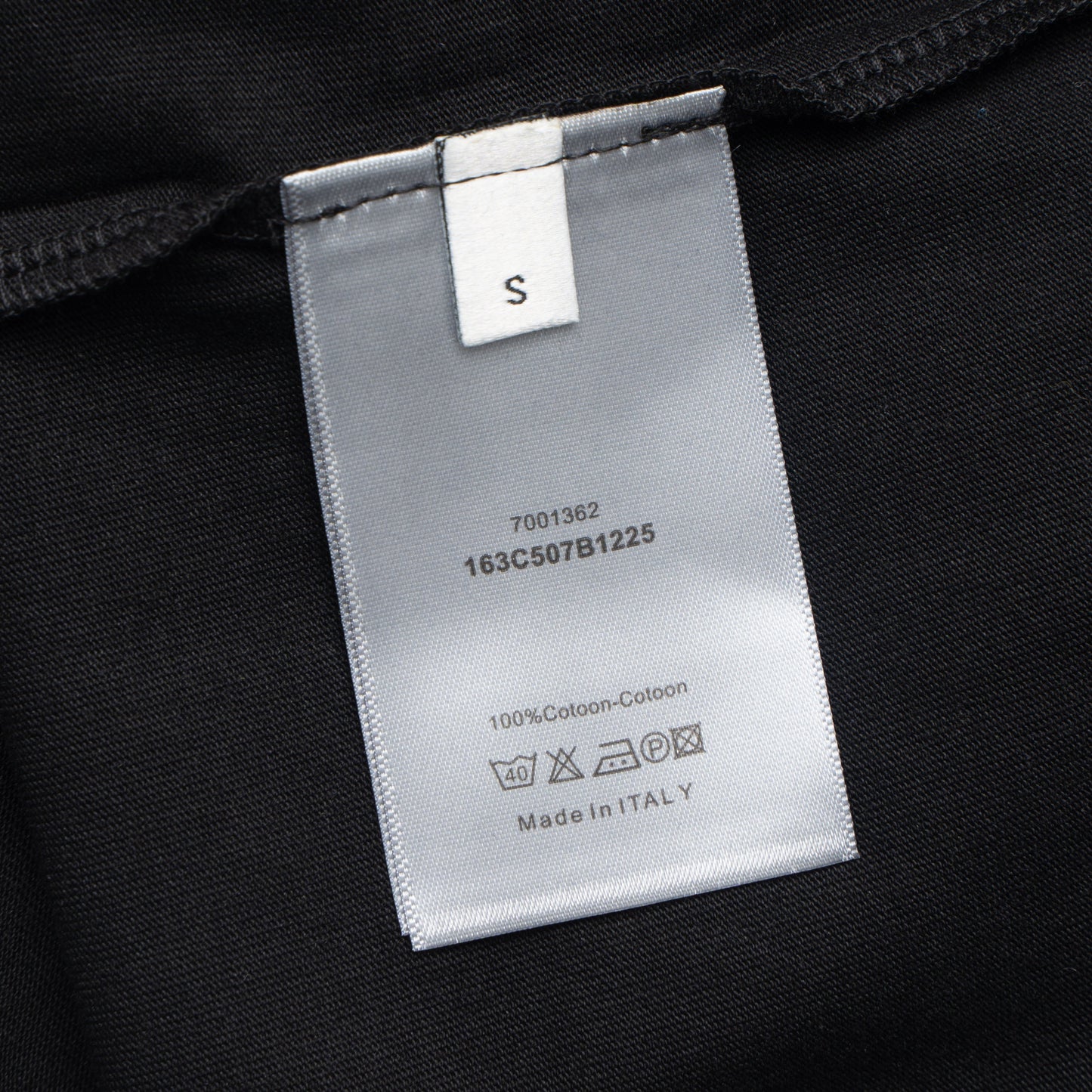 Printed T-Shirt: High-End Fashion Statement-1178