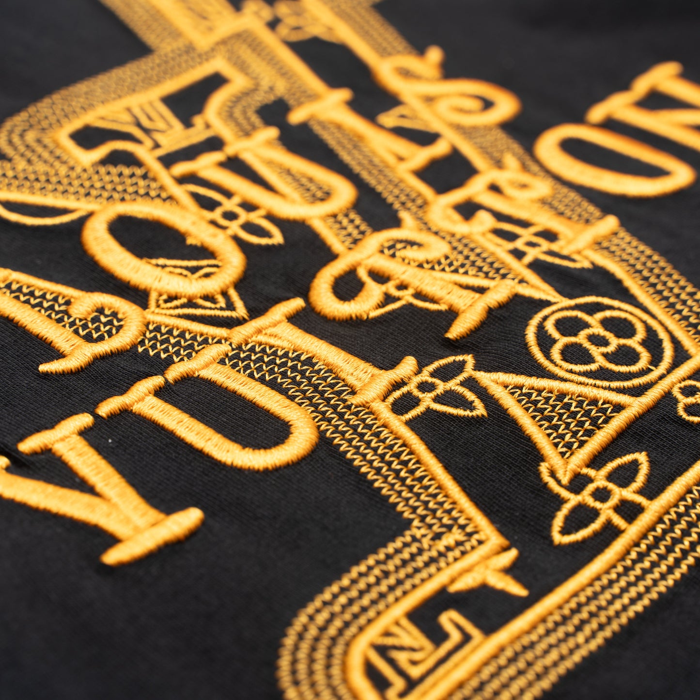 Printed T-Shirt: High-End Fashion Statement-1194