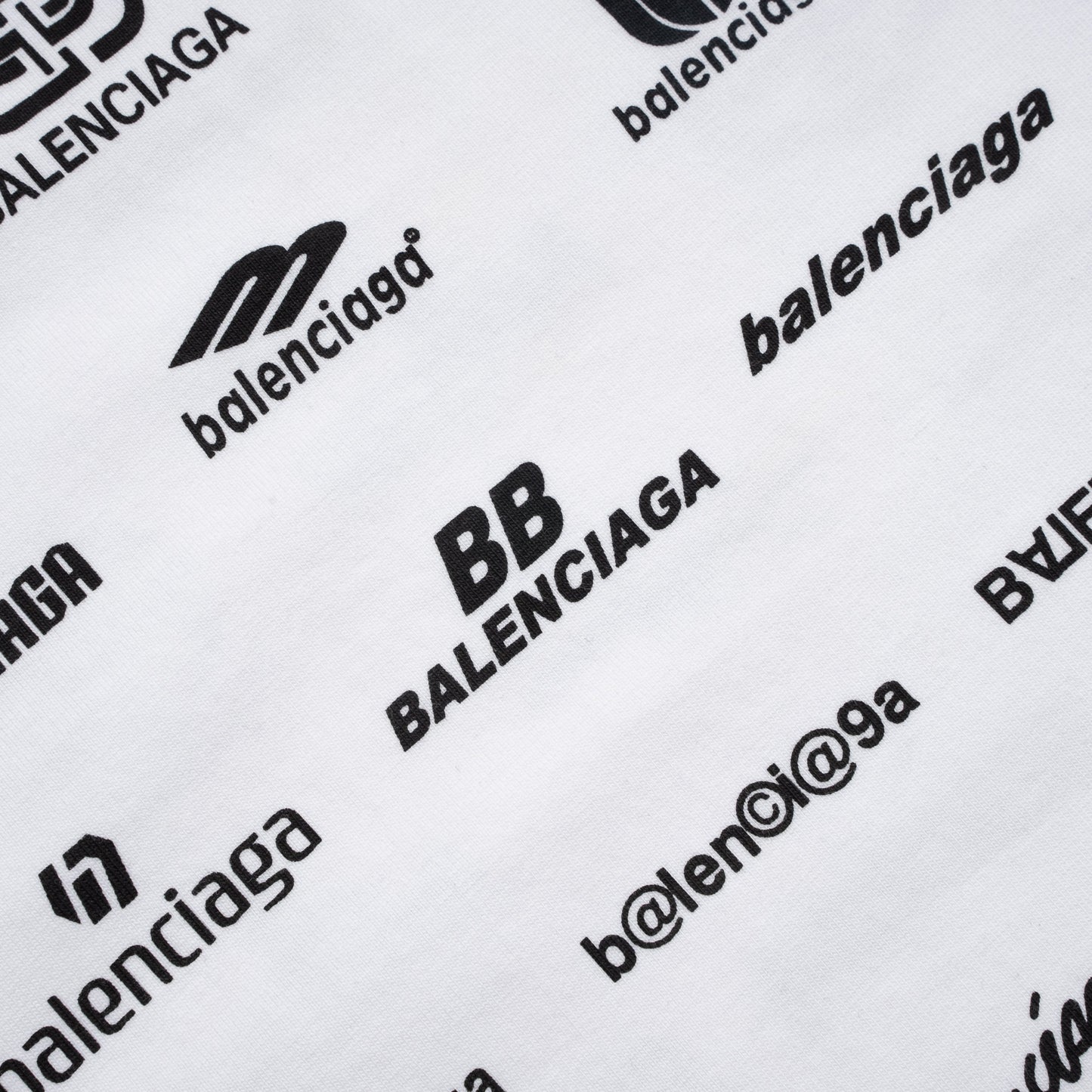 Printed T-Shirt: High-End Fashion Statement-1154