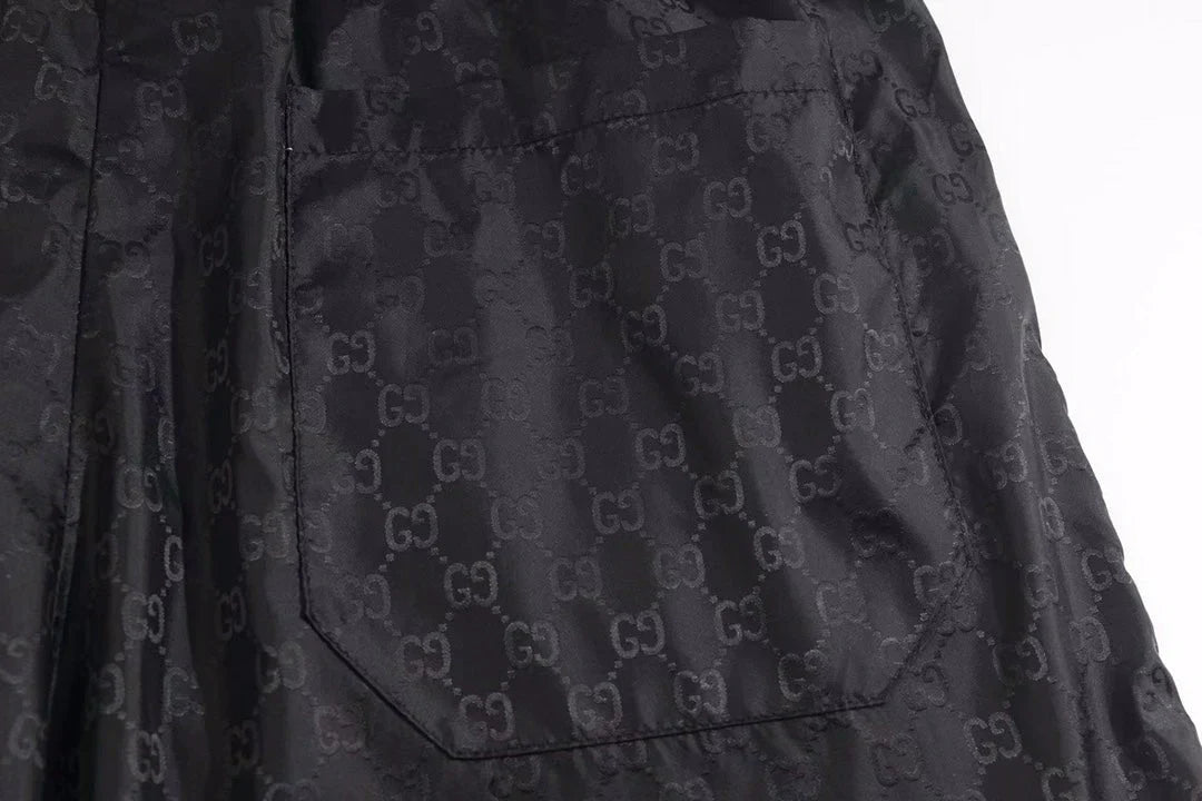 250313 New high quality dark print shorts