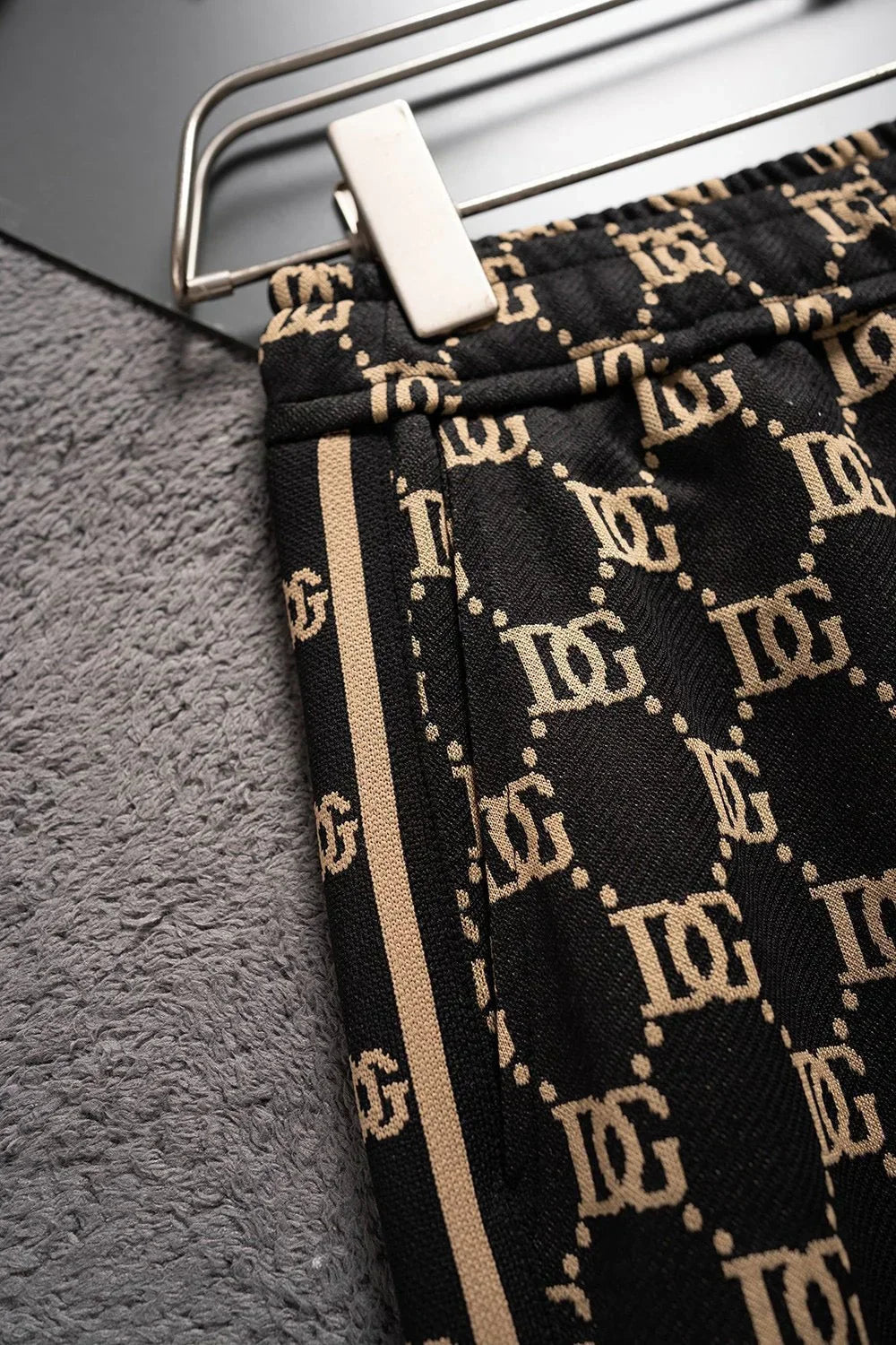 250224 New high quality jacquard knit stretch shorts