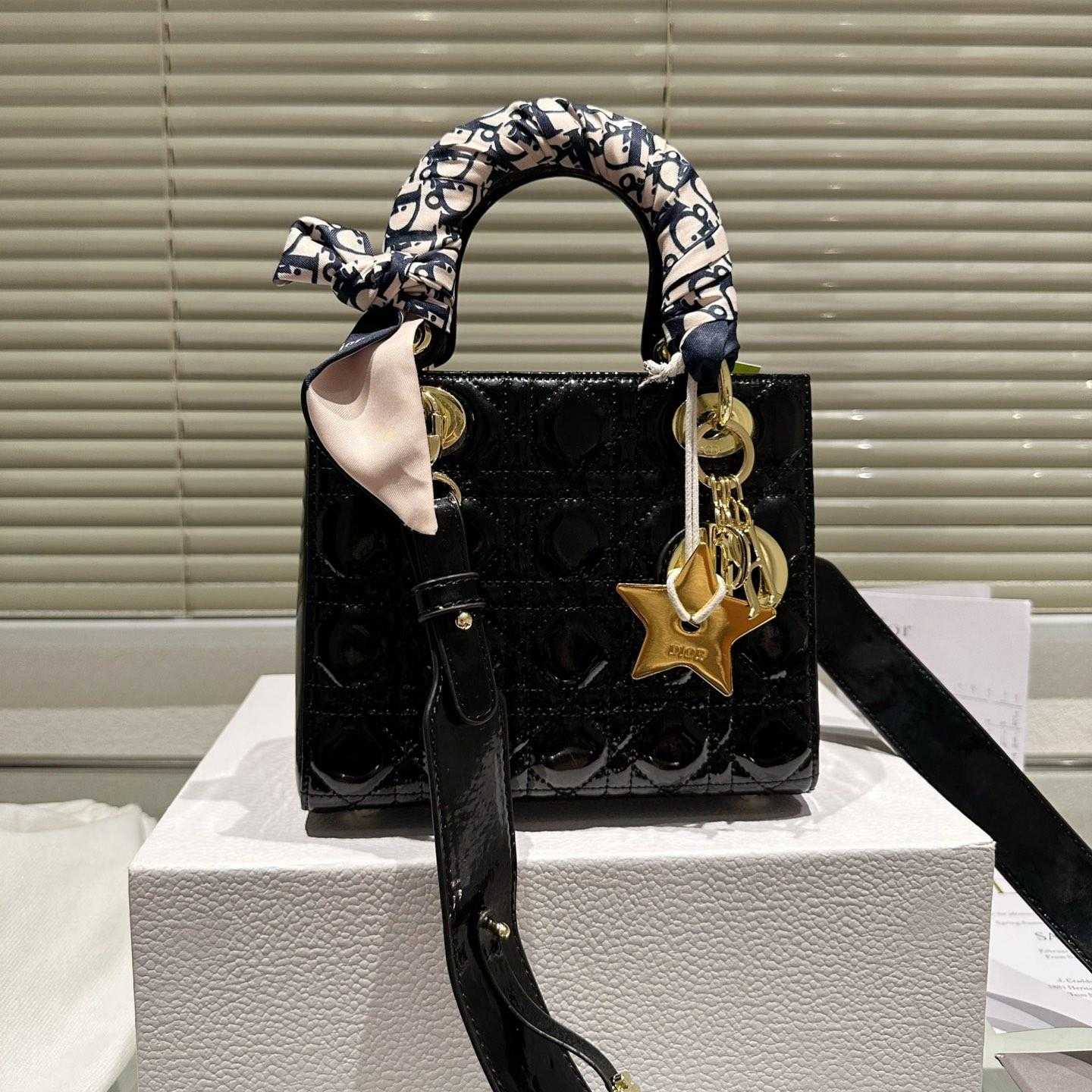 New Collection Bags For Woman