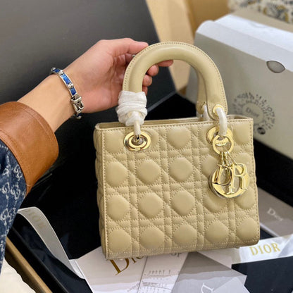 New Collection Bags For Woman