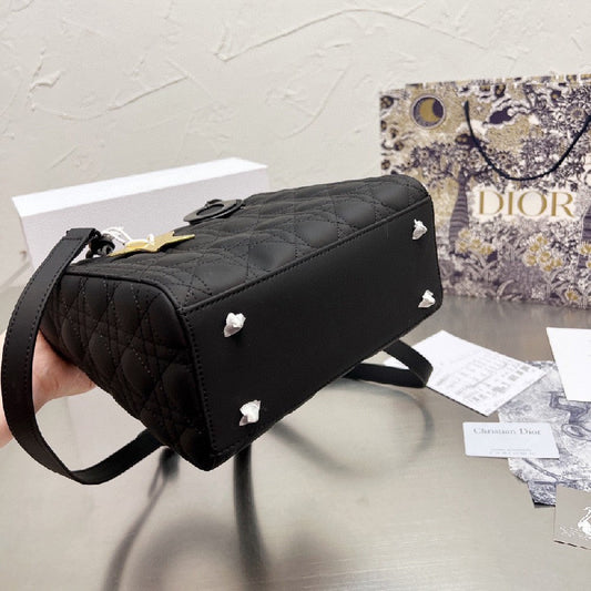 New Collection Bags For Woman